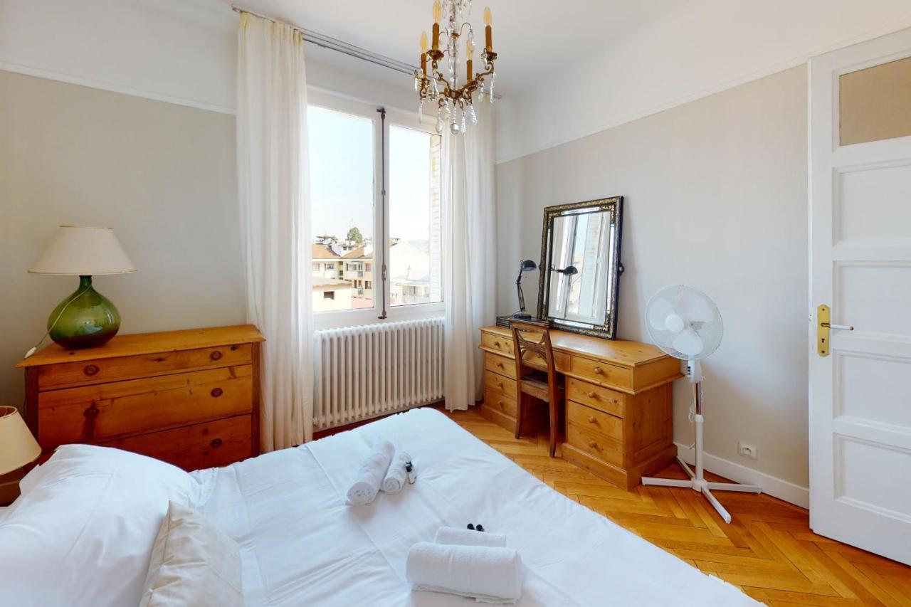 Le Sommeiller 35 - Appartement Pour 4 Personnes A Deux Pas Du Lac Annecy Luaran gambar